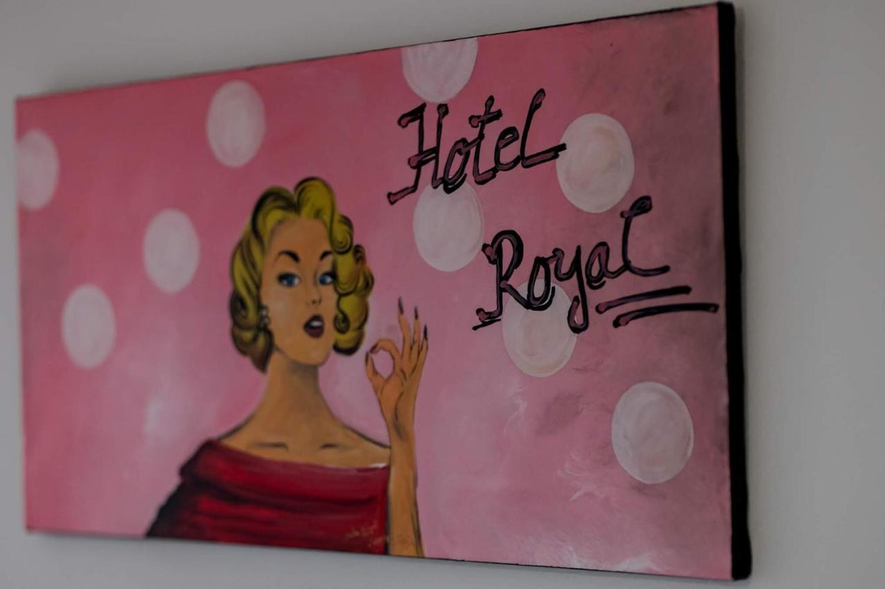 Hostel Royal Obrenovac  Dış mekan fotoğraf
