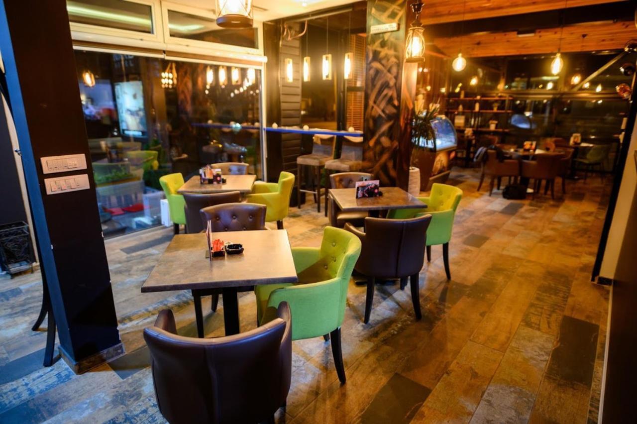 Hostel Royal Obrenovac  Dış mekan fotoğraf