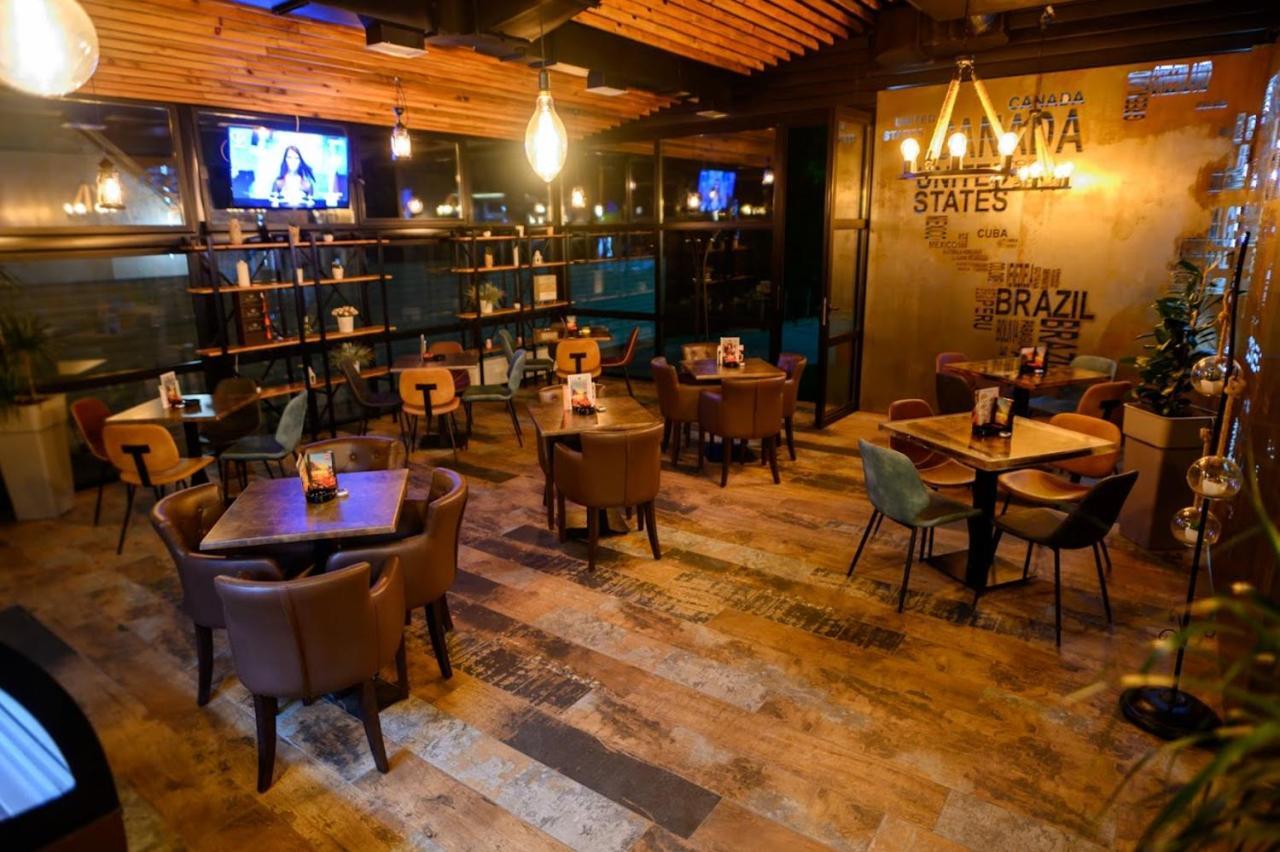 Hostel Royal Obrenovac  Dış mekan fotoğraf