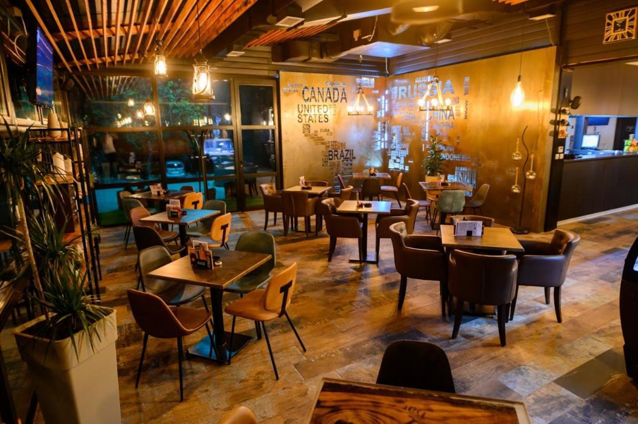 Hostel Royal Obrenovac  Dış mekan fotoğraf
