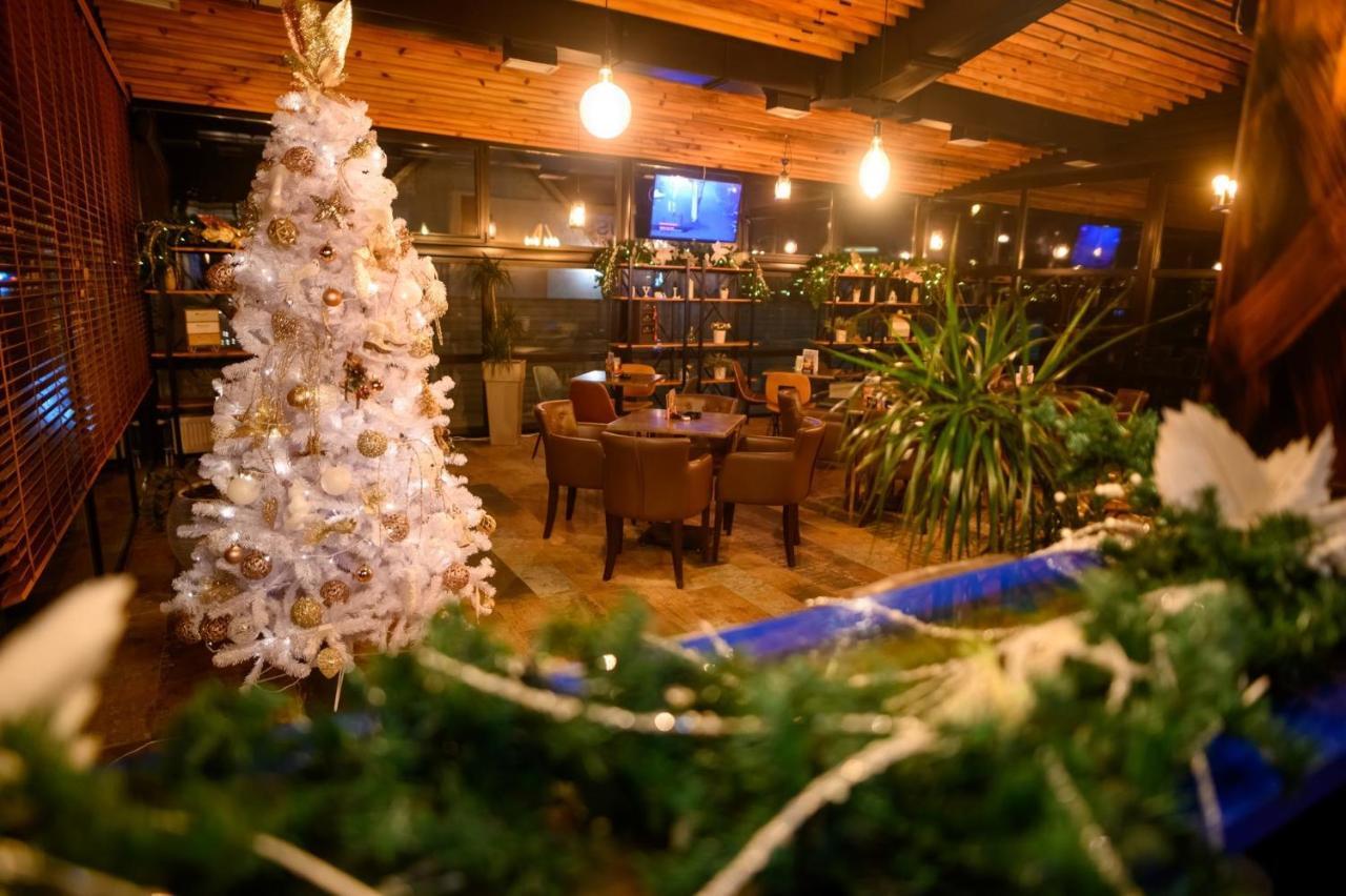 Hostel Royal Obrenovac  Dış mekan fotoğraf